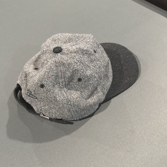 Mitchell & Ness Golden State Warriors Gray & Black Adjustable Hat Cap Wool - Picture 3 of 9